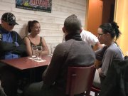 Stéphanie remt le couvert sitôt la premiere baise finie