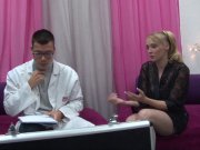 Angie Scorp initiée à la sodomie