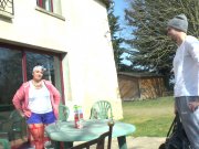 Kelly se fait fister