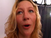Laidy Margo fait une gorge profonde